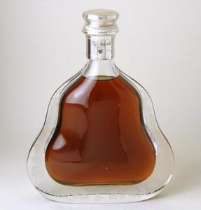 ★HENNESSY RICHARD ヘネシー リシャール 700ml 40度 バカラボトル ブランデーをお買取り★