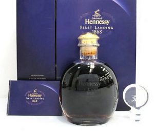 ★HENNESSY ヘネシー FIRST LANDING ファーストランディング 1868 700ml BACCARAT バカラボトル ブランデーをお買取り★