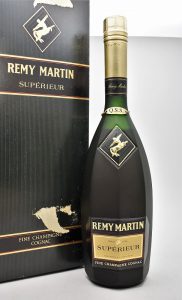 ★Q.S.S REMY MARTIN レミーマルタン SUPERIEUR スペリオール 700ml ブランデーをお買取り★