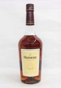 ★Hennessy ヘネシー PRIVE プライヴェ Qualite Rare クオリティー レア 700ml ブランデーをお買取り★