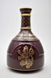 ★KING OF SCOTS キング オブ スコッツ 25年 陶器ボトル 赤 750ml スコッチ ウイスキーをお買取り★