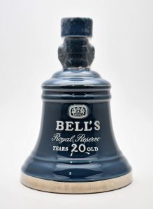 ★BELL’S ベルズ ロイヤルリザーブ 20年 陶器ボトル 青 750ml スコッチ ウイスキーをお買取り★