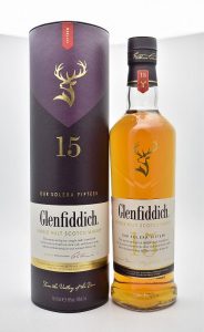 ★Glenfiddich グレンフィディック 15年 ソレラリザーブ 700ml 40度 シングルモルト ウイスキーをお買取り★