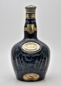 ★ROYAL SALUTE ロイヤルサルート 21年 陶器 青色 700ml 40度 ウイスキーをお買取り★