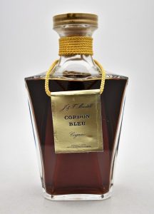 ★MARTELL マーテル CORDON BLEU コルドンブルー 700ml 40度 Baccarat バカラボトル ブランデーをお買取り★