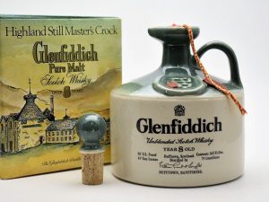 ★Glenfiddich グレンフィディック ピュアモルト 8年 陶器 750ml 43度 スコッチ ウイスキーをお買取り★