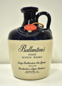 ★Ballantines バランタイン ファイネスト 陶器ボトル 青 スコッチウイスキーをお買取り★